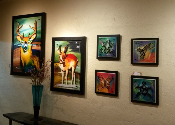 Click here to view Display artwork by Diane Antheunisse